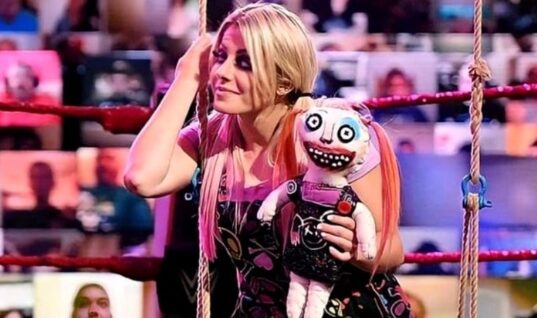 Alexa Bliss Fires Back At Fan Who Dislikes Her Being With Lilly