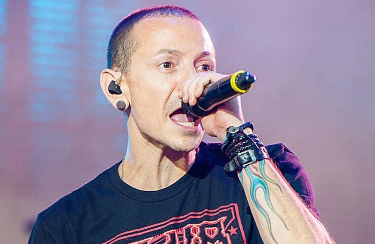 Hear Previously Unreleased Chester Bennington Performance With Grey Daze