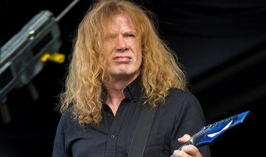 Megadeth’s Dave Mustaine Blasts Judas Priest Crew While On Stage