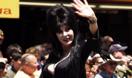 Legendary Actress Lands Role In “The Munsters”