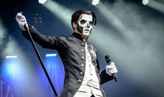 Ghost Singer Calls Out Former Vice President Mike Pence