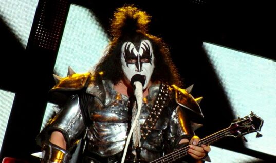 Gene Simmons Offers Solution To Combat Racism