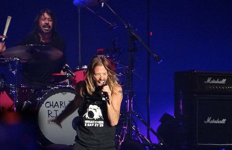 Foo Fighters Make Heartbreaking Change Of Plans 