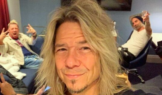 Guitarist Rich Ward Talks About His Place In FOZZY