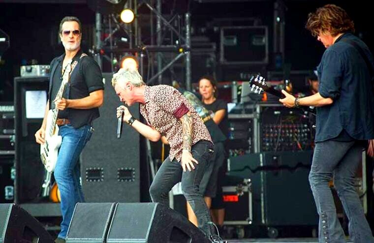 Fight Halts Stone Temple Pilots Show In Australia (w/Video)