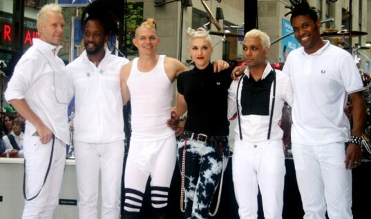 No Doubt Bassist Having Trouble With Stalker 