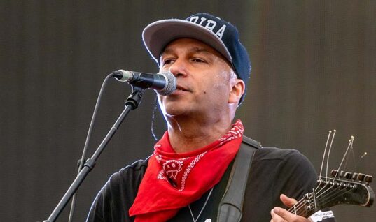Rage Against The Machine Guitarist Knocked Off Stage While Playing (W/Video)