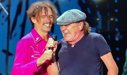 Darkness Singer Explains Why He Grabbed Mic From AC/DC’s Brian Johnson During Taylor Hawkins Tribute
