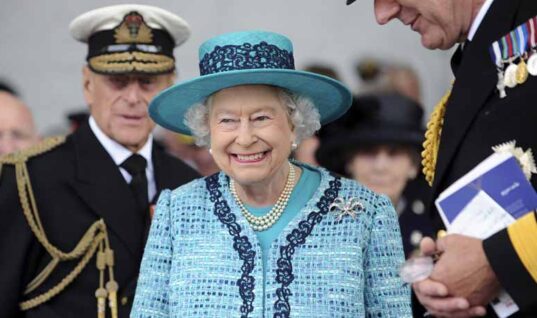 Rockers React To Passing Of Queen Elizabeth II