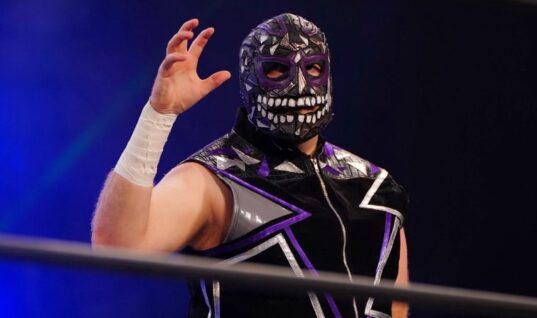 AEW’s Evil Uno Battles GWAR On Stage 