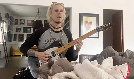 John 5 Shares More Video Of Himself Jamming Mötley Crüe
