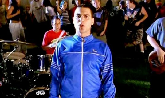 Alien Ant Farm Singer Faces Charges For Bizarre Stage Antics (w/Video)