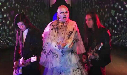 Smashing Pumpkins Share Details For Rock & Wrestling Tour
