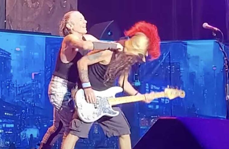 Iron Maiden’s Steve Harris Gets Annoyed At Singer Bruce Dickinson During Concert (w/Video)