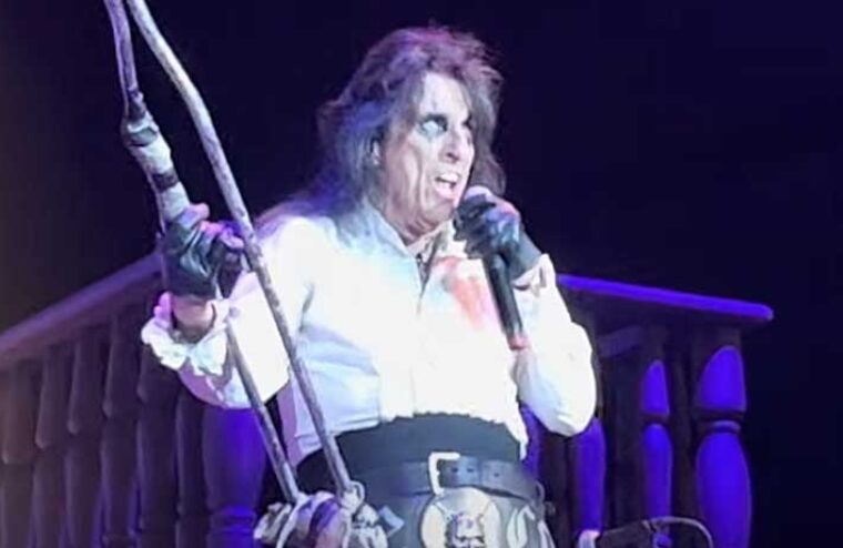 Alice Cooper Blasts “Woke” Mentality 
