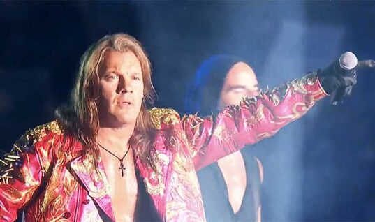 Chris Jericho Has Epic Entrance With FOZZY At “All In” (W/Video)
