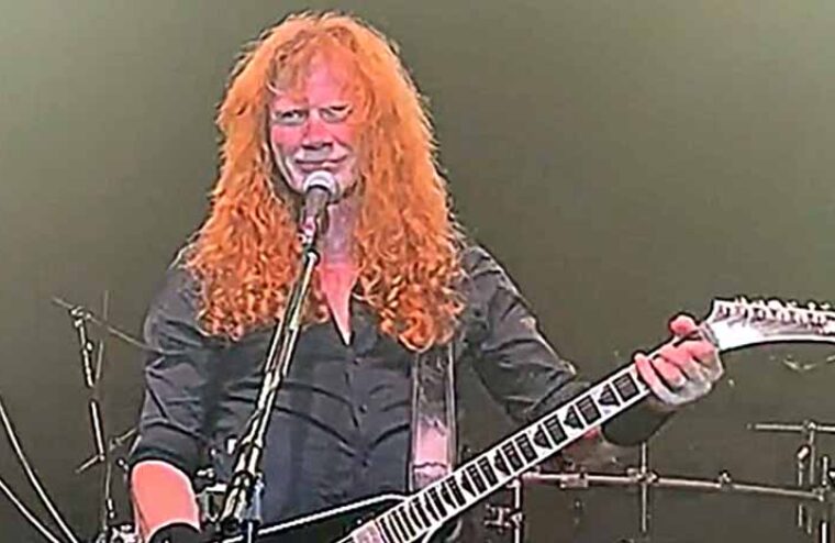Megadeth’s Dave Mustaine Tells Off Drunk Fans At Show (w/Video)