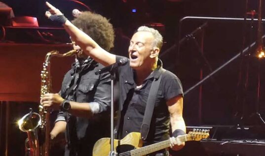 “Heartbroken” Bruce Springsteen Cancels Month Of Shows & Gives Health Update