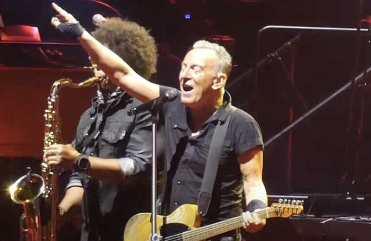 “Heartbroken” Bruce Springsteen Cancels Month Of Shows & Gives Health Update