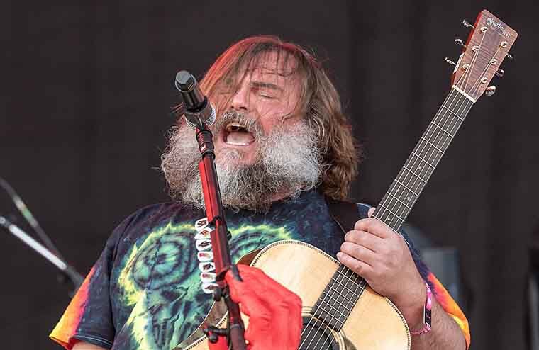 Jack Black & Foo Fighters Cover AC/DC Classic