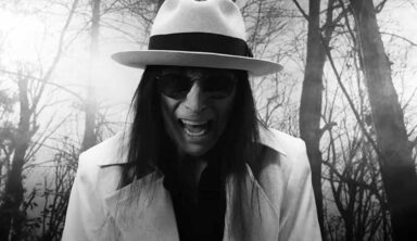 Ex-Motley Crue Guitarist Mick Mars Shares Update On Relationship With His Former Band