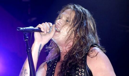 Sebastian Bach Reveals What’s Standing In Way Of Skid Row Reunion
