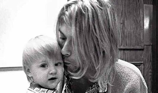 Kurt Cobain’s Daughter Shares Heartbreaking Tribute To Her Dad