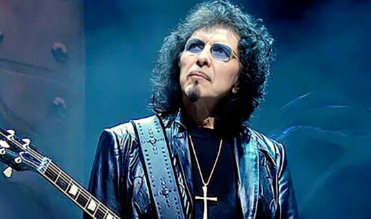 Tony Iommi Has Hilarious Response To Drummer Bill Ward Playing Shirtless