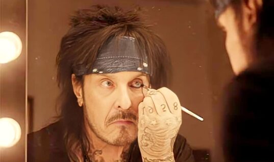 Nikki Sixx Feels Bad For Rob Zombie 