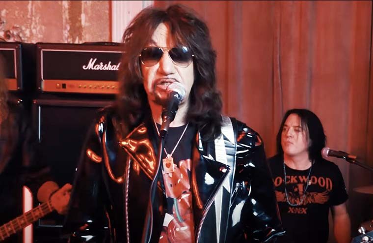 Former KISS Guitarist Ace Frehley Shares Sad Personal News