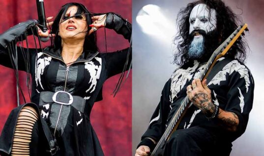 Lacuna Coil Ditches Longtime Guitarist