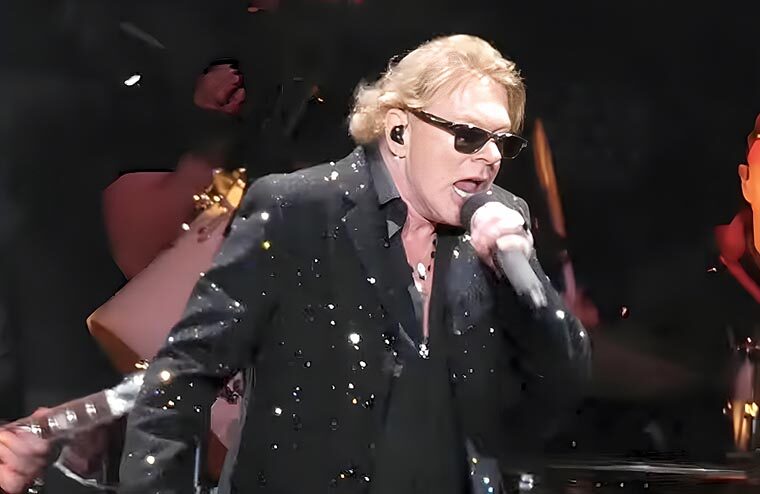 Guns N’ Roses Frontman Axl Rose Makes Unlikely Guest Appearance 