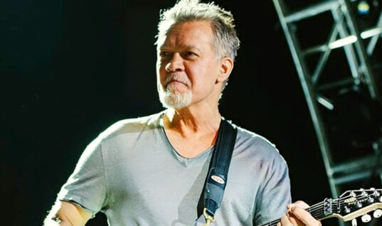 Top 10 Greatest Guitarists List Omits Eddie Van Halen
