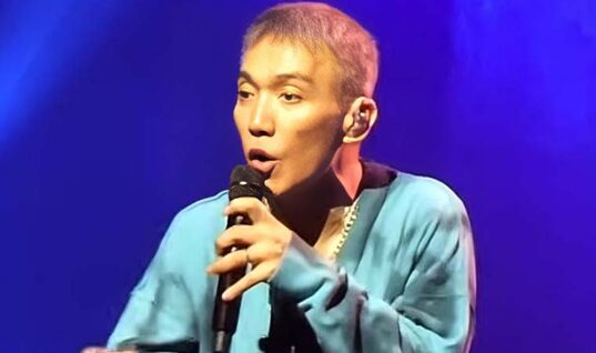 Journey Singer Asks Fans If He Should Quit Following Bad Performance