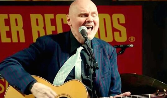 Billy Corgan Goes Public With His Body Image Struggle