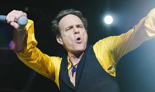 Alex Van Halen Reveals Why Band Actually Hired David Lee Roth