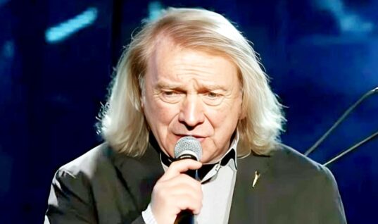 Original Foreigner Frontman Will Be Guest Singer For Band He Co-Founded