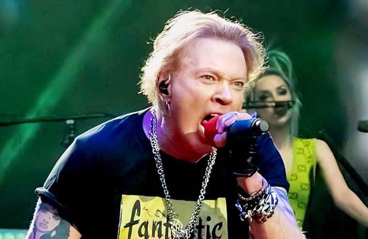 Ex-Guns N’ Roses Manager Reveals “Treacherous” Influence On Axl Rose