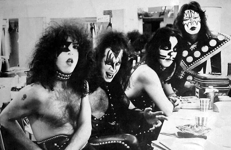 Big News From Former & Original Member Of KISS