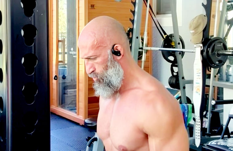 Tommaso Ciampa Looks Almost Unrecognizable After Shaving Off His Trademark Beard