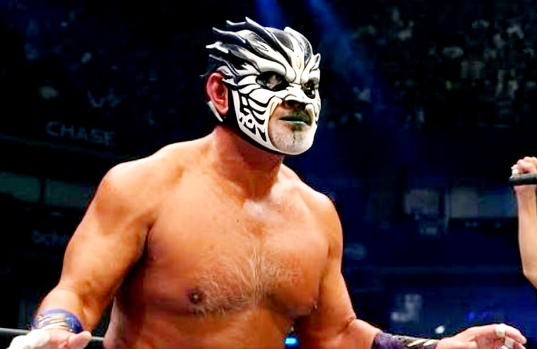 Keiji Muto Makes Embarrassing Gaffe After Being Photographed With Current WWE Wrestler