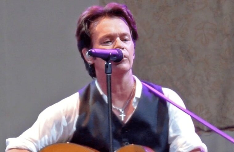 John Mellencamp Calls Out WWE Announcer