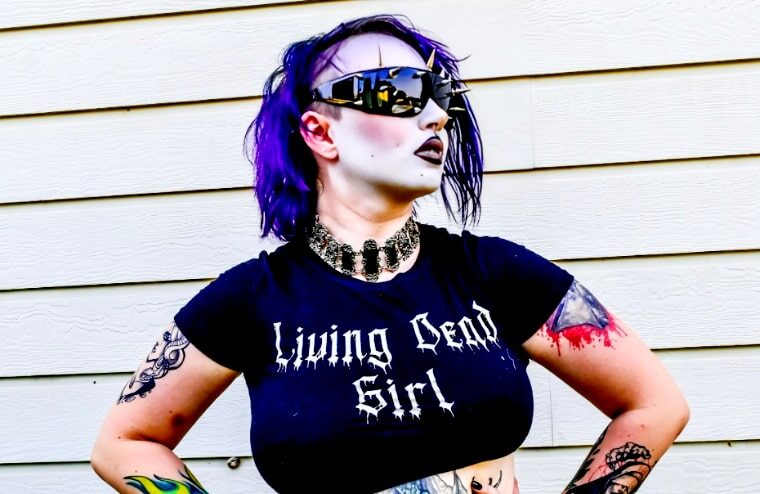 Former AEW Wrestler Abadon Decides To “Bless The Timeline” In Barely-There Outfit