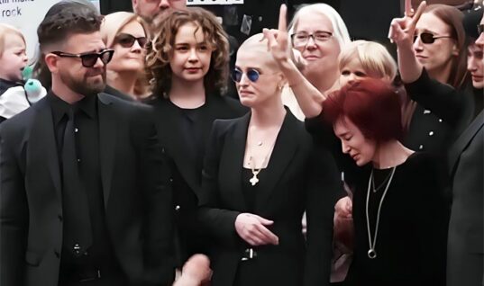 Family & Fans Say Heartbreaking Goodbyes To Ozzy Osbourne
