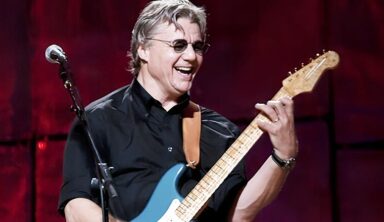 Rock & Roll Hall Of Famer Cancels Tour For Wild Reason