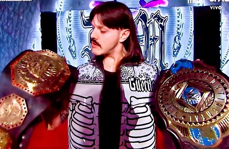 Dominik Mysterio Shows Off His New Throat Tattoo
