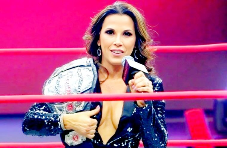 Mickie James Reveals Fellow WWE Legend Will Be Inducting Her Into The TNA Hall Of Fame