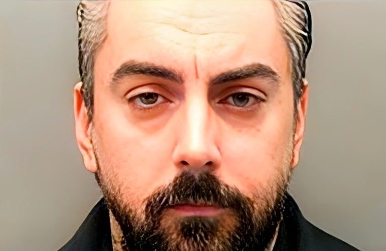 Disgraced Rocker Ian Watkins Dies Following Prison Attack