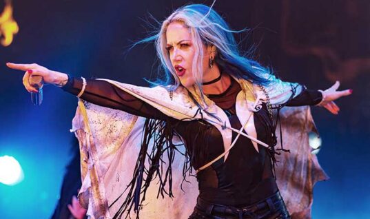 Arch Enemy Splits With Longtime Singer