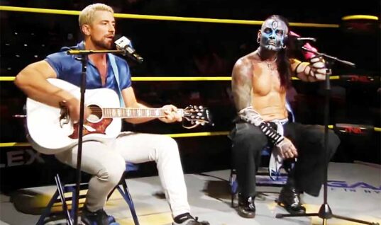 Joe Hendry & Jeff Hardy Surprise Fans With Acoustic Performance Of Alt-Rock Classic